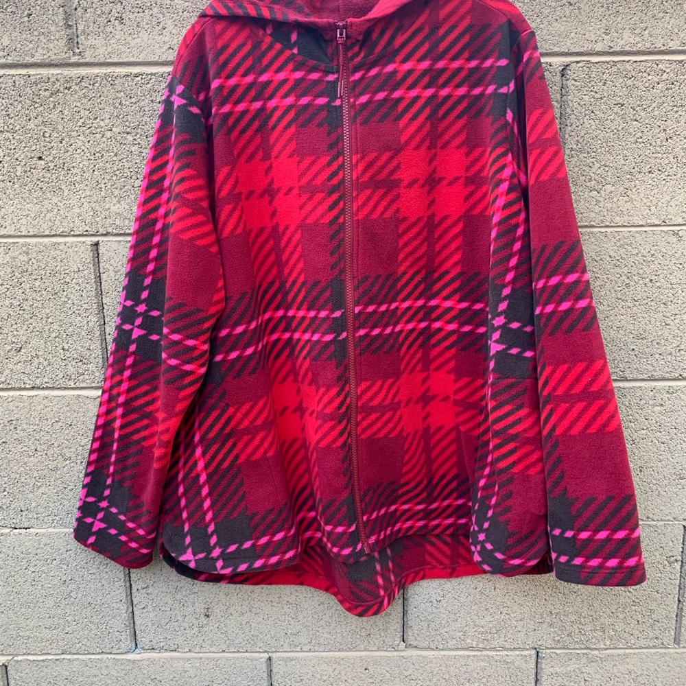 D&C Beautiful Red, Black and Pink Hunter’s Plaid Warm Jacket Size 1X W/ Pockets